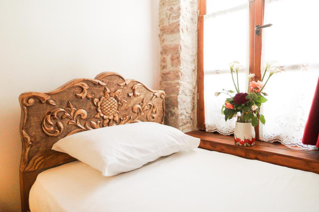 4 Rooms Gjirokastra Exterior photo